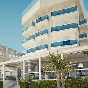 4* Hotel Atlantico
